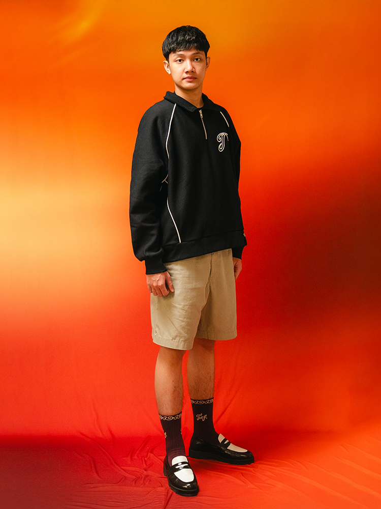 Court Black Half-Zip